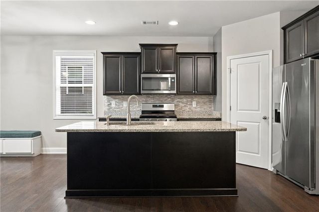 5433 Cascade Ridge SW, Atlanta, GA 30336