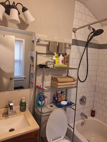 932 Bellwood Avenue, Bellwood, IL 60104