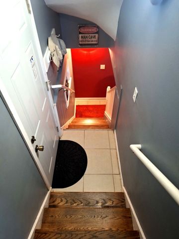 932 Bellwood Avenue, Bellwood, IL 60104