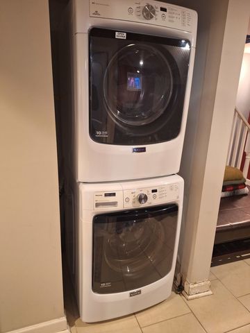 932 Bellwood Avenue, Bellwood, IL 60104