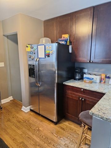 932 Bellwood Avenue, Bellwood, IL 60104