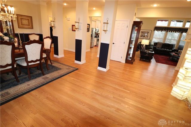 9543 Hacker Farm Lane, Centerville, OH 45458