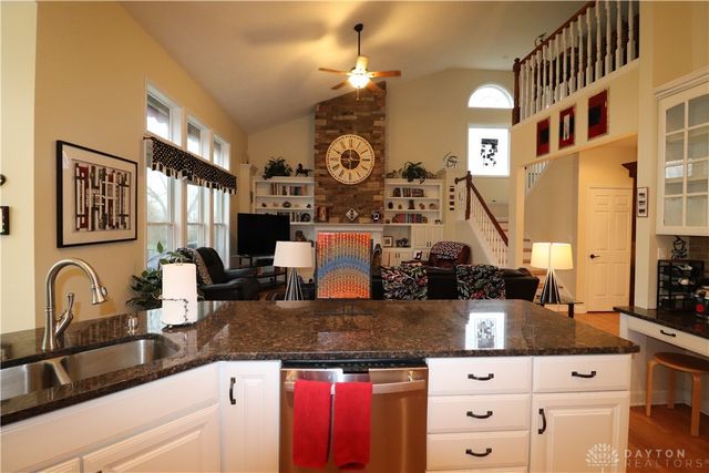 9543 Hacker Farm Lane, Centerville, OH 45458