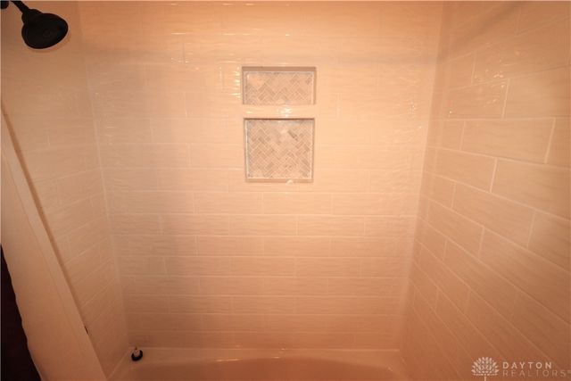 9543 Hacker Farm Lane, Centerville, OH 45458