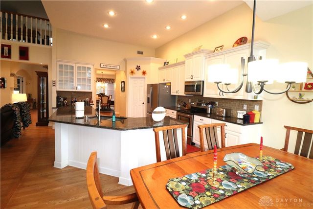 9543 Hacker Farm Lane, Centerville, OH 45458