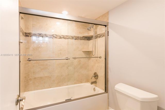 14 Royal Palm Way 6010, Boca Raton, FL 33432