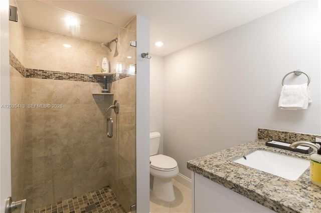 14 Royal Palm Way 6010, Boca Raton, FL 33432