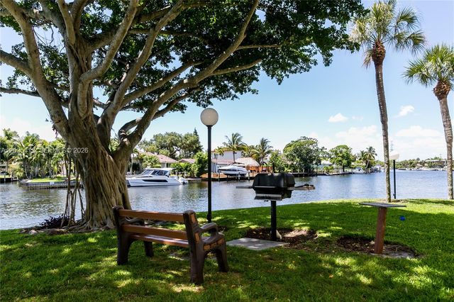 14 Royal Palm Way 6010, Boca Raton, FL 33432