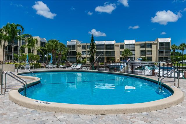 14 Royal Palm Way 6010, Boca Raton, FL 33432