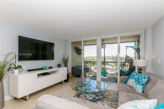 14 Royal Palm Way 6010, Boca Raton, FL 33432