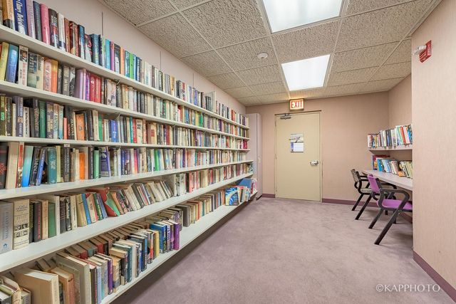 3600 N Lake Shore Drive 1216, Chicago, IL 60613