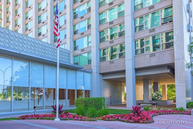 3600 N Lake Shore Drive 1216, Chicago, IL 60613
