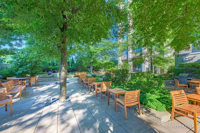 3600 N Lake Shore Drive 1216, Chicago, IL 60613