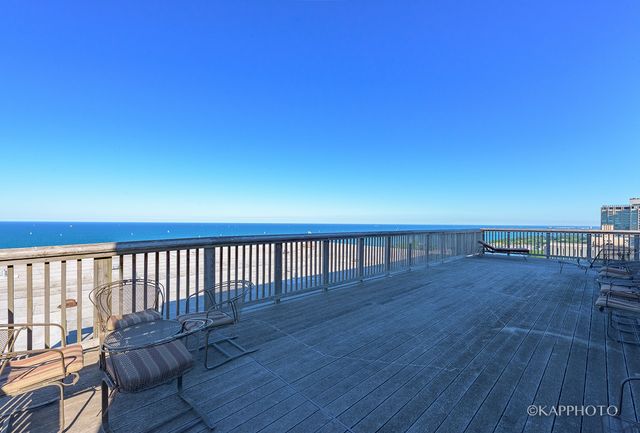 3600 N Lake Shore Drive 1216, Chicago, IL 60613