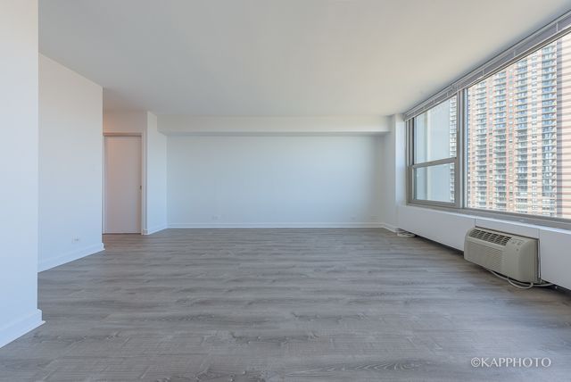 3600 N Lake Shore Drive 1216, Chicago, IL 60613