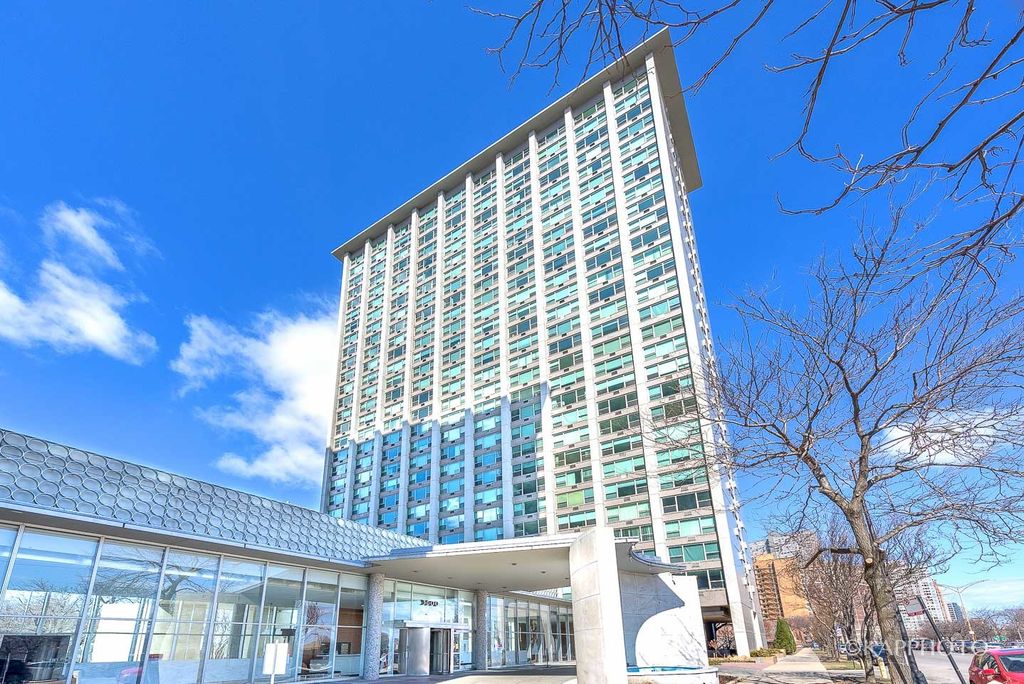 3600 N Lake Shore Drive 1216, Chicago, IL 60613