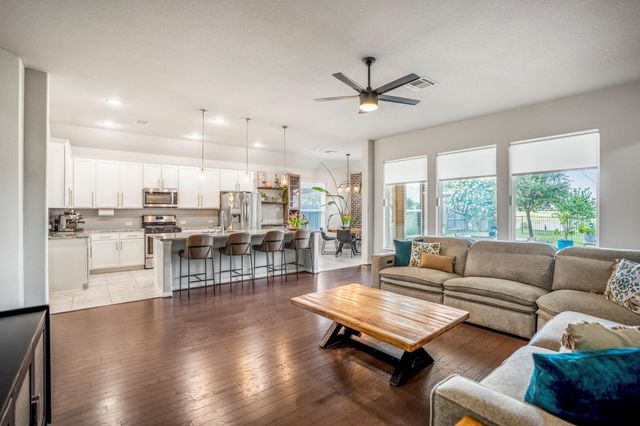 7511 Laguna Lake Drive, Spring, TX 77379