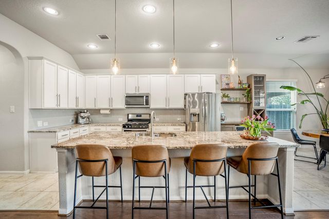 7511 Laguna Lake Drive, Spring, TX 77379