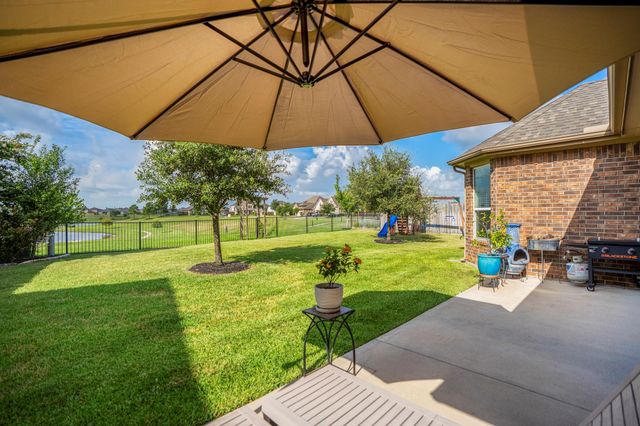 7511 Laguna Lake Drive, Spring, TX 77379
