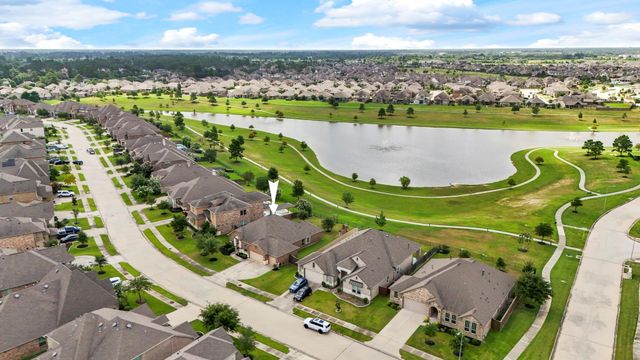 7511 Laguna Lake Drive, Spring, TX 77379