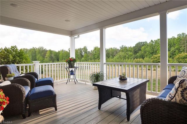 216 Summerlyn Drive, Mocksville, NC 27028