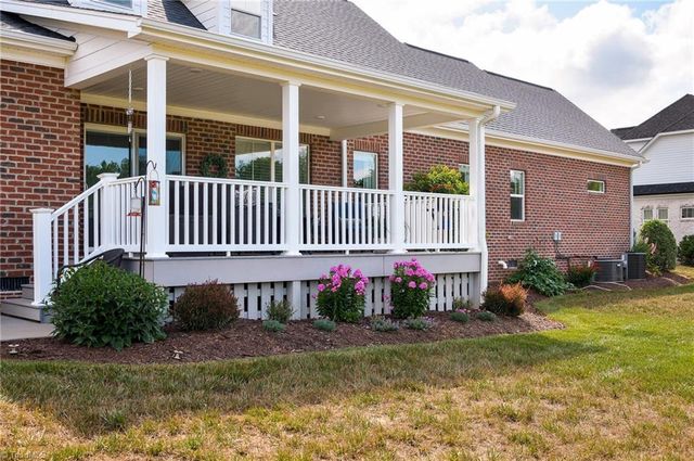 216 Summerlyn Drive, Mocksville, NC 27028