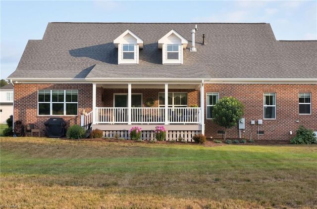 216 Summerlyn Drive, Mocksville, NC 27028
