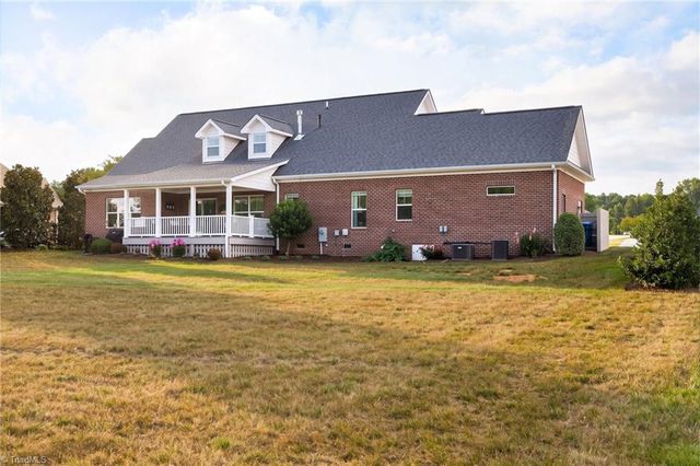216 Summerlyn Drive, Mocksville, NC 27028