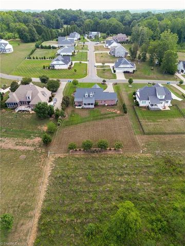 216 Summerlyn Drive, Mocksville, NC 27028