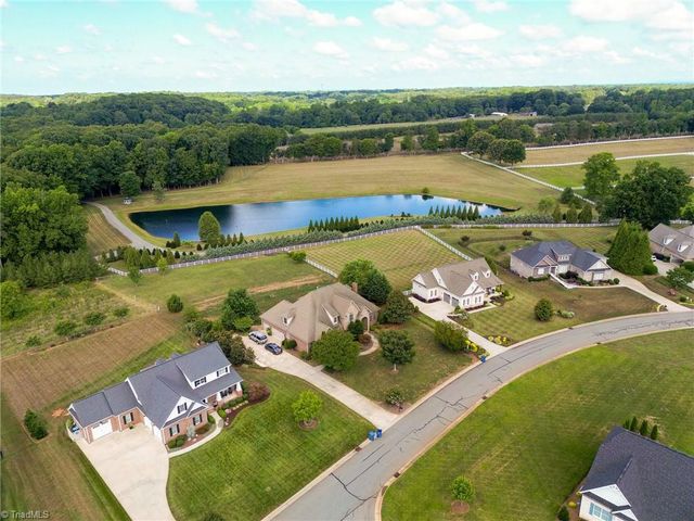 216 Summerlyn Drive, Mocksville, NC 27028