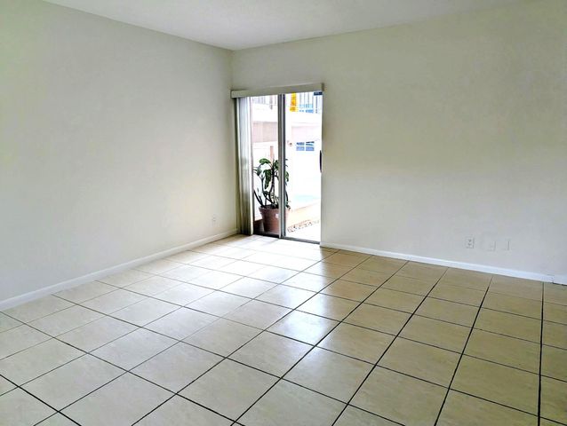 1481 S Ocean Blvd Apt 129C, Lauderdale By The Sea, FL 33062