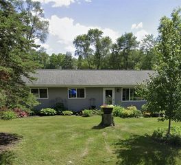 1089 Penarth Street, Commerce Twp, MI 48382