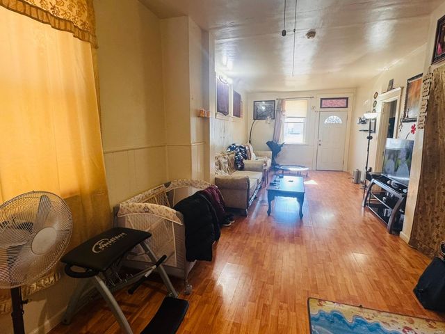 4357 Wallace Street, St Louis, MO 63116