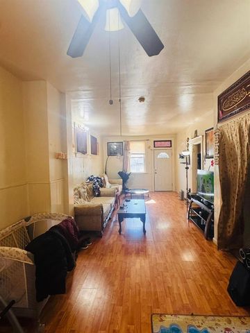 4357 Wallace Street, St Louis, MO 63116