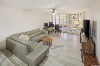 531 Hahaione Street 2/1A, Honolulu, HI 96825