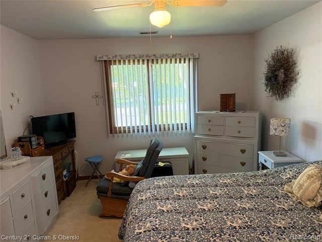1454 Shoemaker Drive, Westland, MI 48185