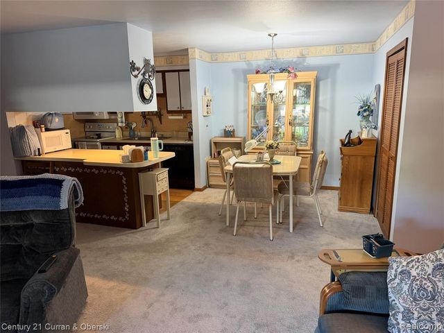 1454 Shoemaker Drive, Westland, MI 48185