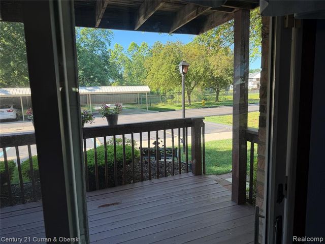 1454 Shoemaker Drive, Westland, MI 48185