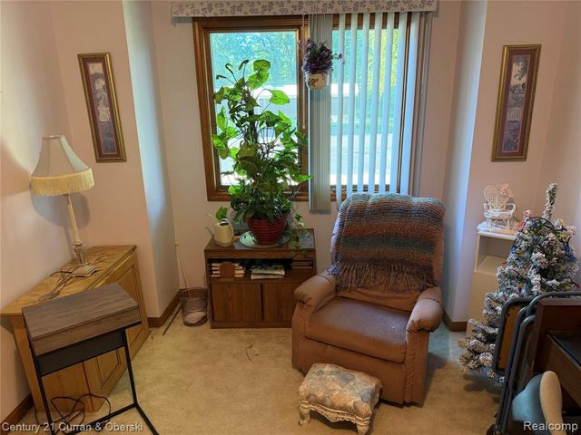 1454 Shoemaker Drive, Westland, MI 48185