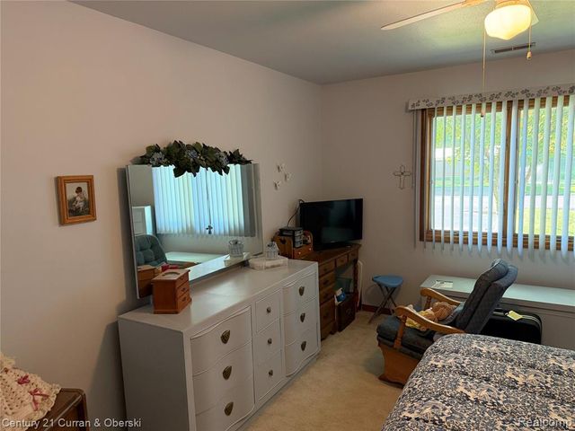 1454 Shoemaker Drive, Westland, MI 48185
