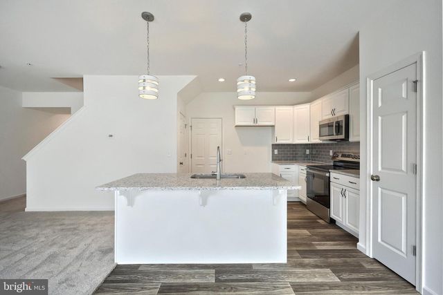 7863 BRIARWOOD DR, Harrisburg, PA 17112