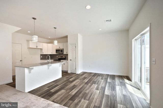 7863 BRIARWOOD DR, Harrisburg, PA 17112