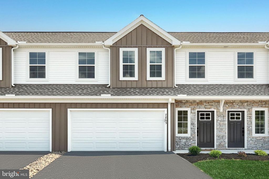 7863 BRIARWOOD DR, Harrisburg, PA 17112