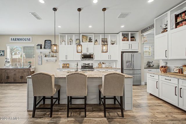 18160 W DEVONSHIRE Avenue, Goodyear, AZ 85395