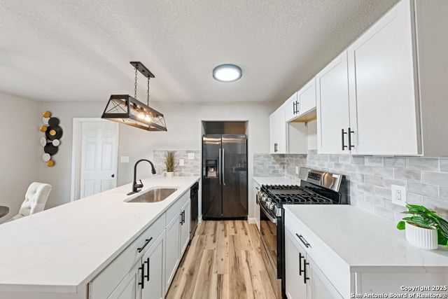 6019 Sandwick, San Antonio, TX 78238