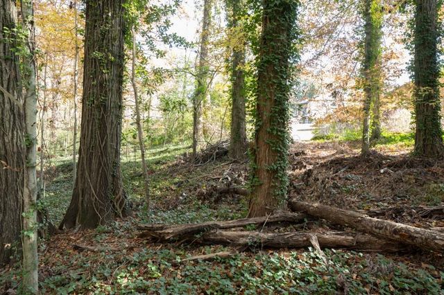 2924 Lavista Road, Decatur, GA 30033