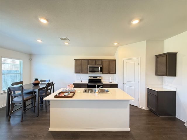 3014 Saddleback Way, Forney, TX 75126