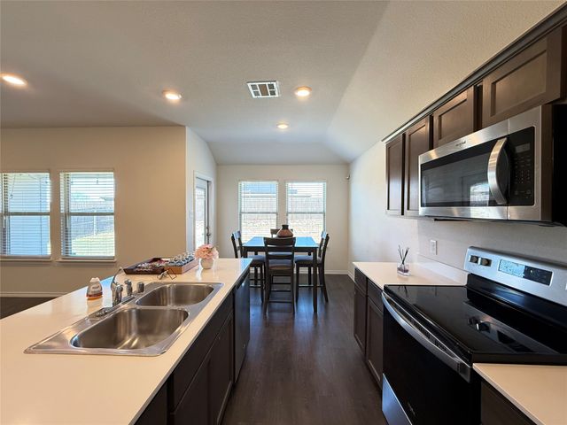 3014 Saddleback Way, Forney, TX 75126