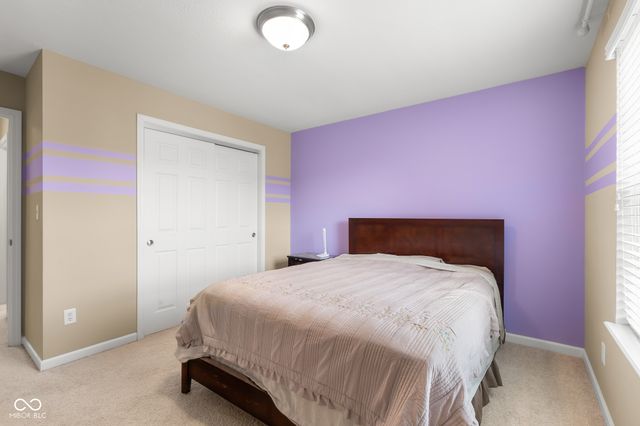 6972 Pinnacle Drive, Columbus, IN 47201