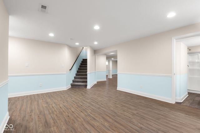 6972 Pinnacle Drive, Columbus, IN 47201